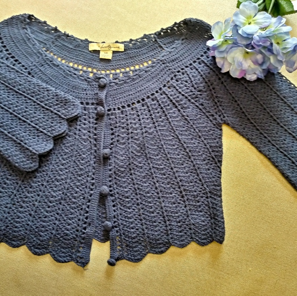 Twenty One Knitted Cropped Cape Cardigan. Forever 21 Cardigan